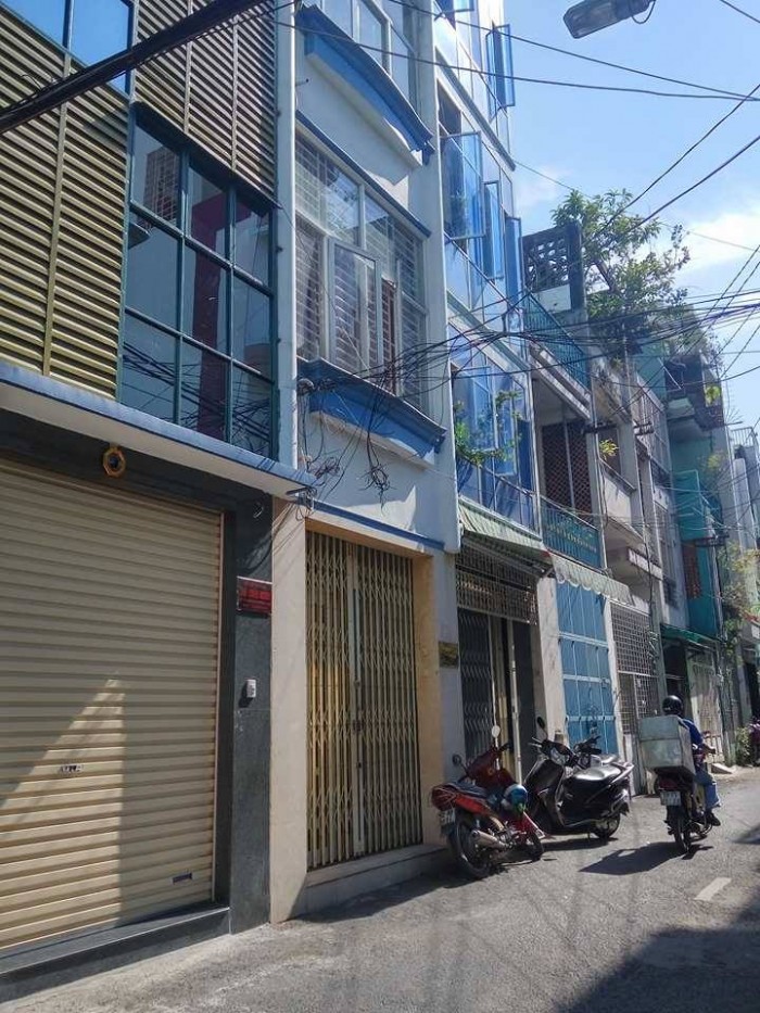 Nhà HXH Huỳnh Văn Bánh kinh doanh, 21m2, giá 3,65 tỷ.