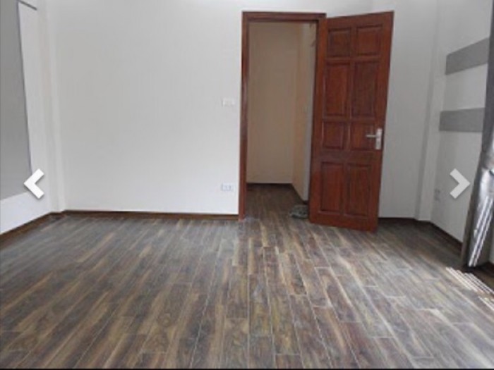 Cho thuê nhà 80m2 x 3 tầng mặt phố Trần Quang Diệu 2 mặt tiền