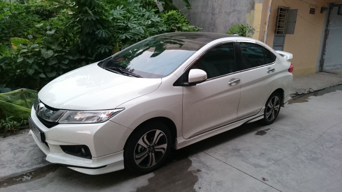 Cần bán xe Honda City 2015