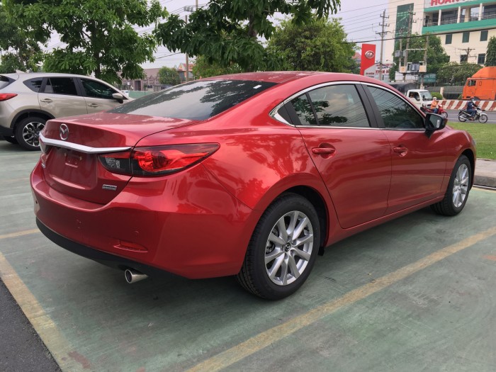 Mazda 6 2.0 FL Base  2018 Mazda Bình Dương có nhiều màu đẹp , hỗ trợ vay 85%, giao xe liền và nhiều quà tặng