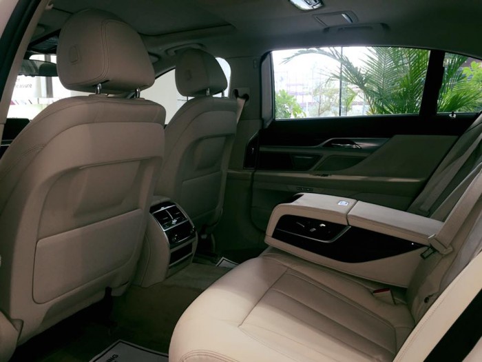 BMW 730Li 2017 | Giá xe BMW 730Li chính hãng | Giao xe sớm nhất, ưu đãi hấp dẫn