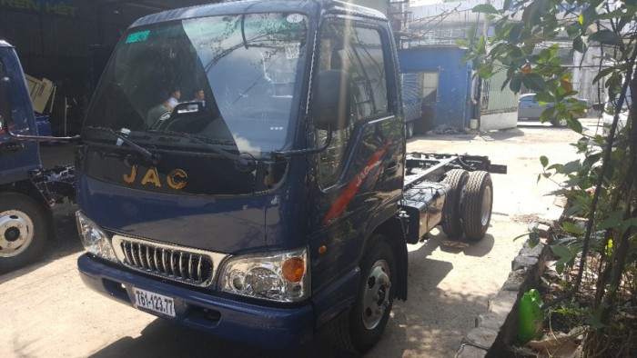 Xe tải JAC 2,4 tấn thùng lửng. Mới 100% giá tốt