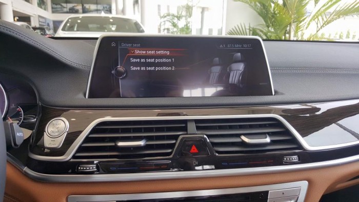 BMW 740Li 2017 chính hãng, giao sớm nhất, giá rẻ nhất