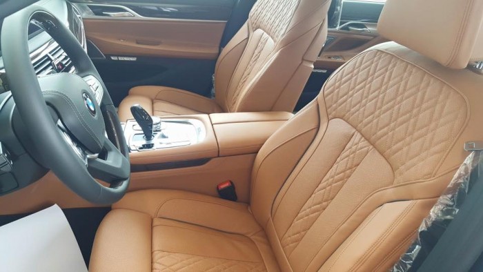 BMW 740Li 2017 chính hãng, giao sớm nhất, giá rẻ nhất