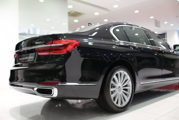 BMW 740Li 2017 chính hãng, giao sớm nhất, giá rẻ nhất
