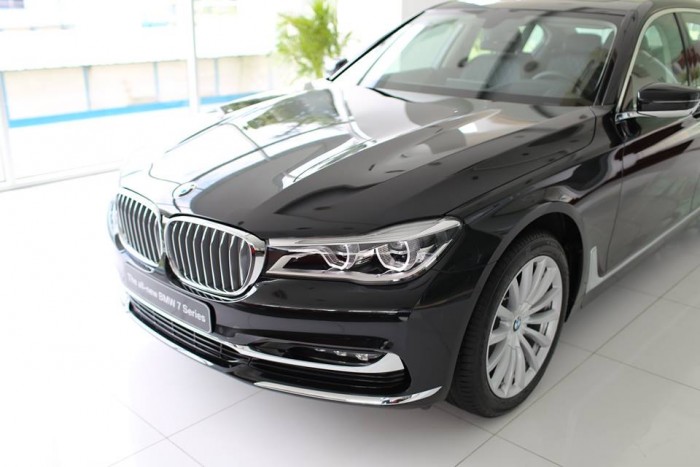 BMW 740Li 2017 chính hãng, giao sớm nhất, giá rẻ nhất