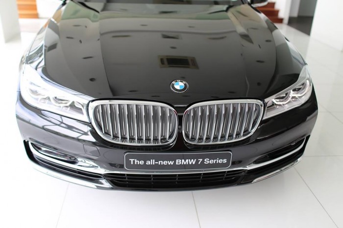 BMW 740Li 2017 chính hãng, giao sớm nhất, giá rẻ nhất