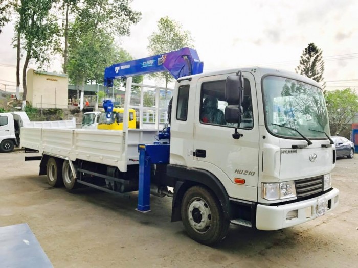 Bán chiếc Hyundai HD210 - tải lắp cẩu TADANO 5T 4 khúc