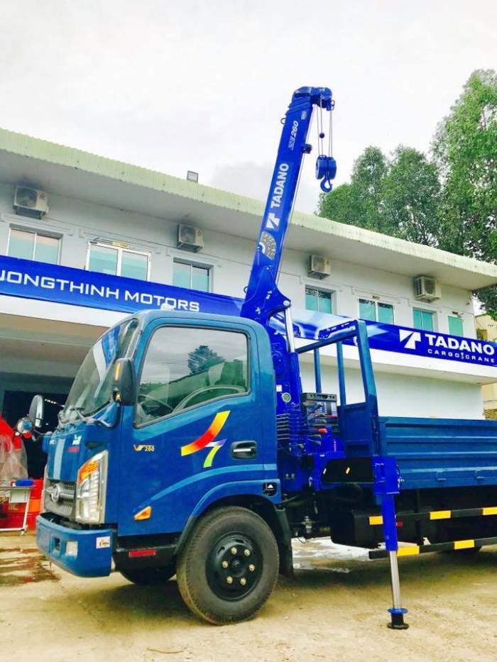 Bán chiếc VEAM VT260 - Tải lắp cẩu TADANO VÀO THÀNH PHỐ