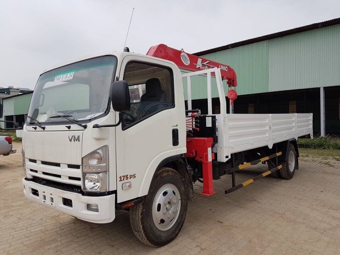 Xe tải ISUZU gắn cẩu 3 tấn 5 đốt
