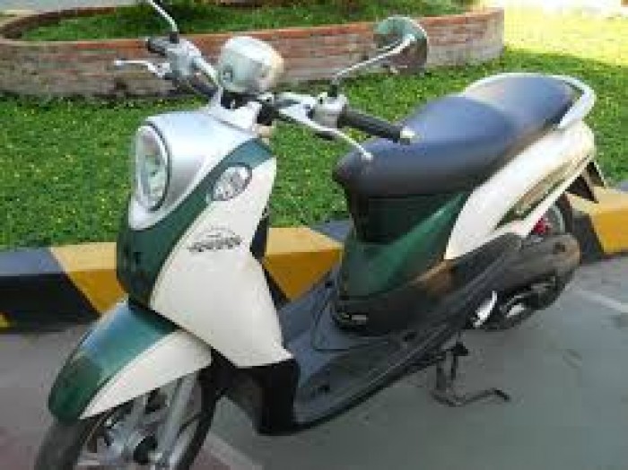 Yamaha Mio Classico màu trắng xanh xe đẹp máy êm nguyên zin