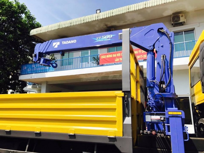 Cần bán chiếc DongFeng EQ1250 - lắp cẩu TADANO