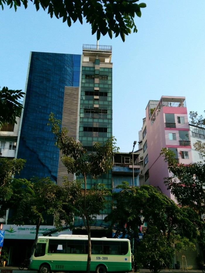 Bán nhà MT Bùi Thị Xuân, 6.3 x 22, 7 lầu, vị trí vàng, cho thuê tốt