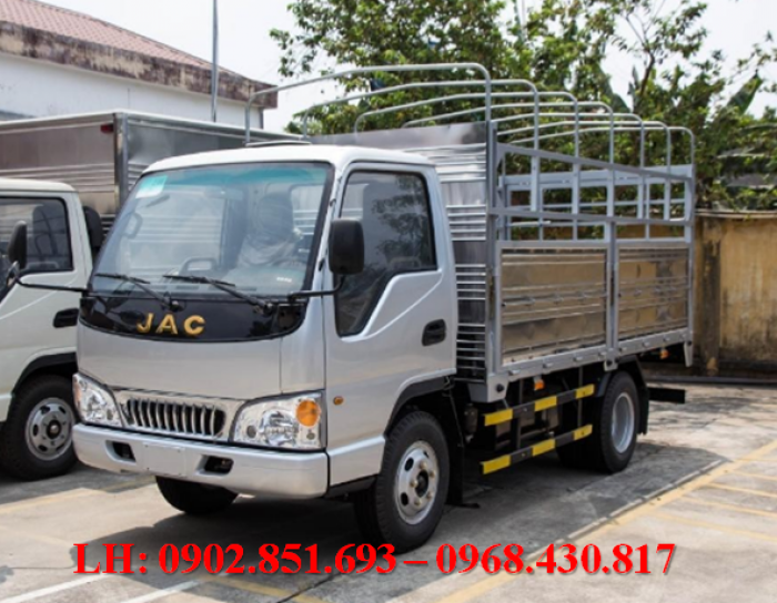 Bán xe tải jac 2.4 tấn/ 2 tấn 4 động cơ công nghệ isuzu hỗ trợ trả góp 100% giá tri xe