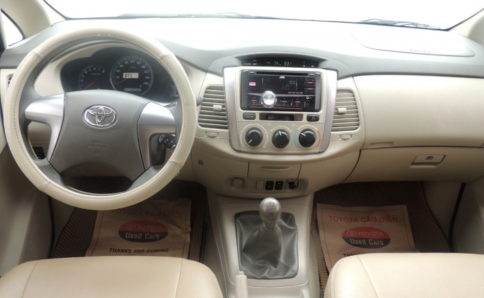 Toyota Innova G 2015