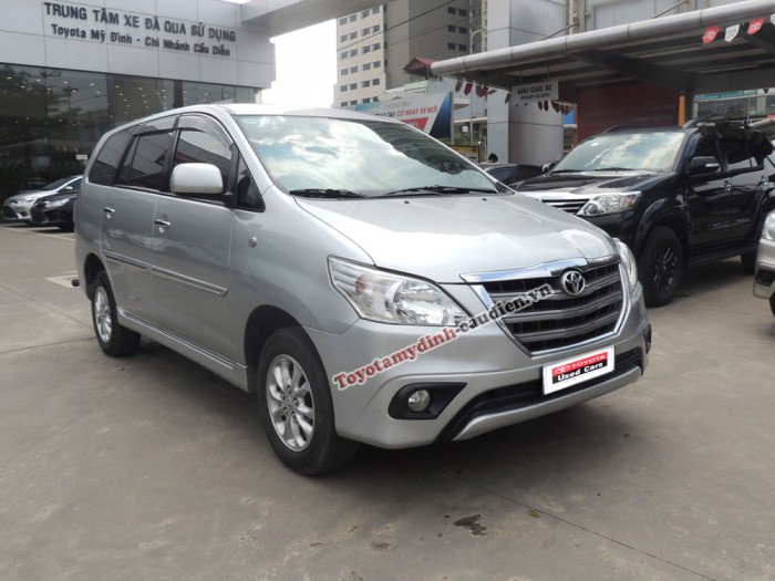 Toyota Innova G 2014