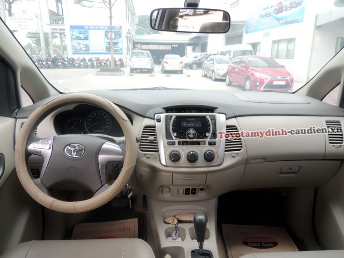 Toyota Innova G 2014