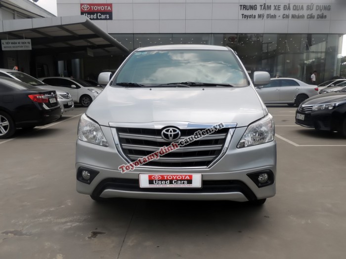 Toyota Innova G 2014