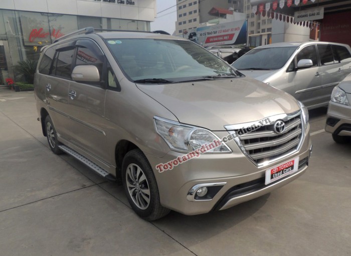 Toyota Innova G 2015