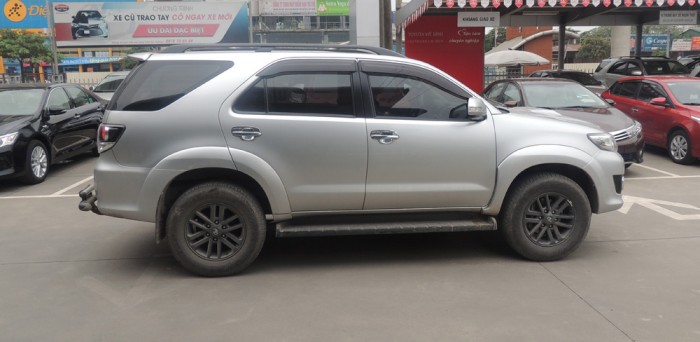 Toyota Fortuner G 2015