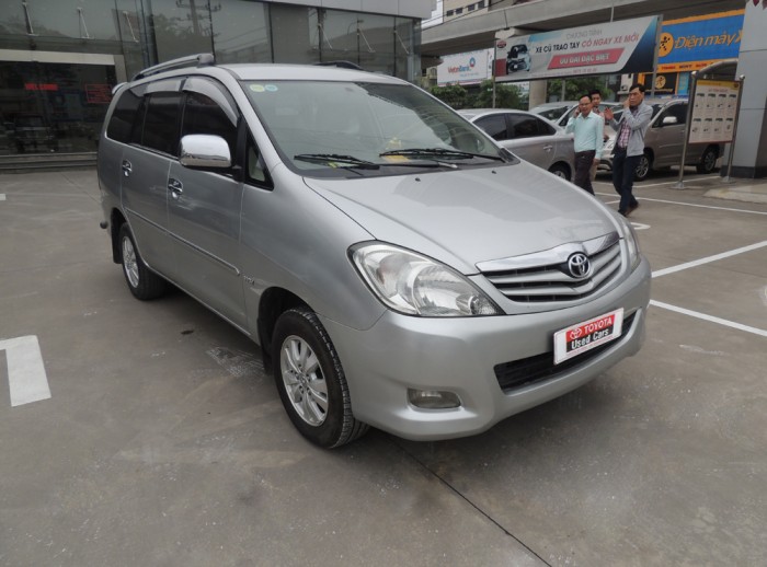 Toyota Innova G 2009