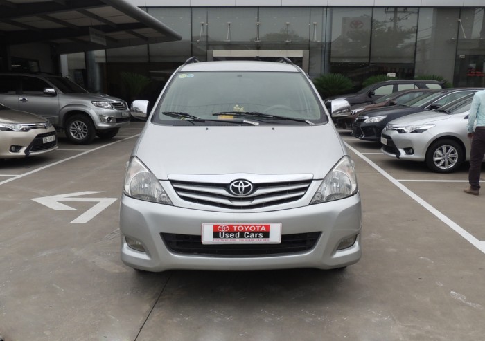 Toyota Innova G 2009