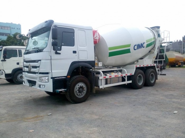 Xe trộn bê tông howo