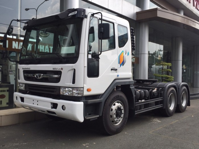 Cần bán xe đầu kéo  Daewoo 66 V3TEF tấn khuyến mãi hấp dẫn