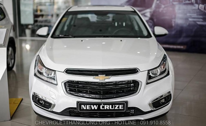 Chevrolet Cruze LTZ, hỗ trợ vay tối đa, chi phí lăn bánh tầm 80 triệu, bảo hành 3 năm