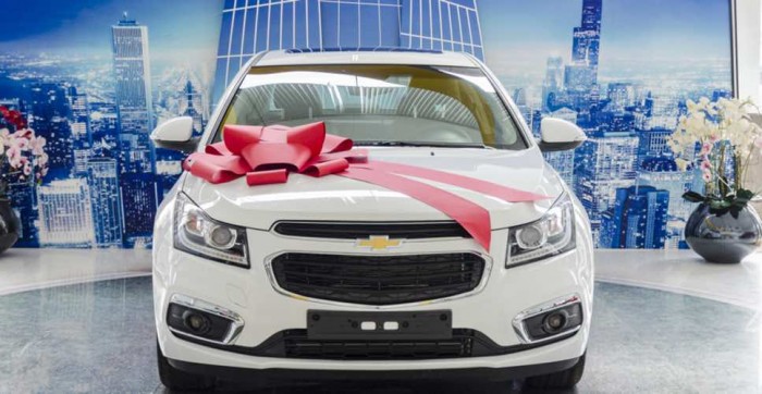 Chevrolet Cruze LTZ, hỗ trợ vay tối đa, chi phí lăn bánh tầm 80 triệu, bảo hành 3 năm