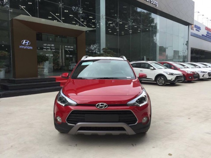 Bán Hyundai i20 Active 2017 màu trắng, giá cạnh tranh.