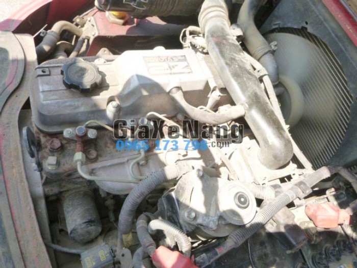 Xe nâng dầu TOYOTA 02-7FD25 - 2005 , xe nâng 2.5 tấn xe nâng cao 4 mét màu mận chín