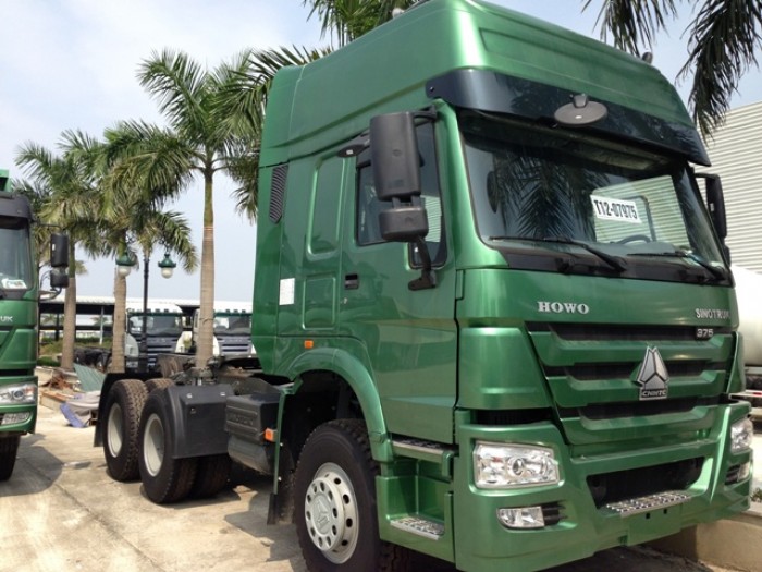 Xe đầu kéo Howo A7 tải trọng hơn 60 tấn Model 2017 Cỡ lốp 12R20
