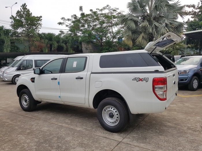 Bán xe Ford Ranger- Xe Bán Tải Giá Rẻ nhất Sài Gòn-ngân hàng hỗ trợ  80%
