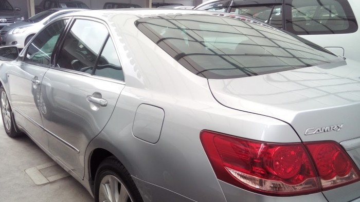 Bán xe Camry 3.5Q màu bạc đời 2006, xe đẹp