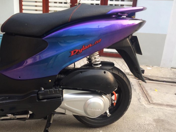 Honda dylan 150cc (ý),màu xanh, ngay chủ 2005