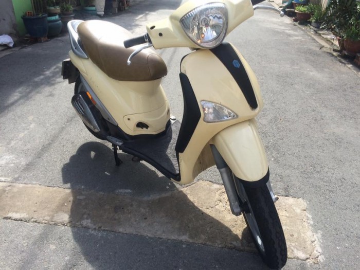 Piaggio Liberty 2k12, máy zin, ngay chủ,màu vàng kem