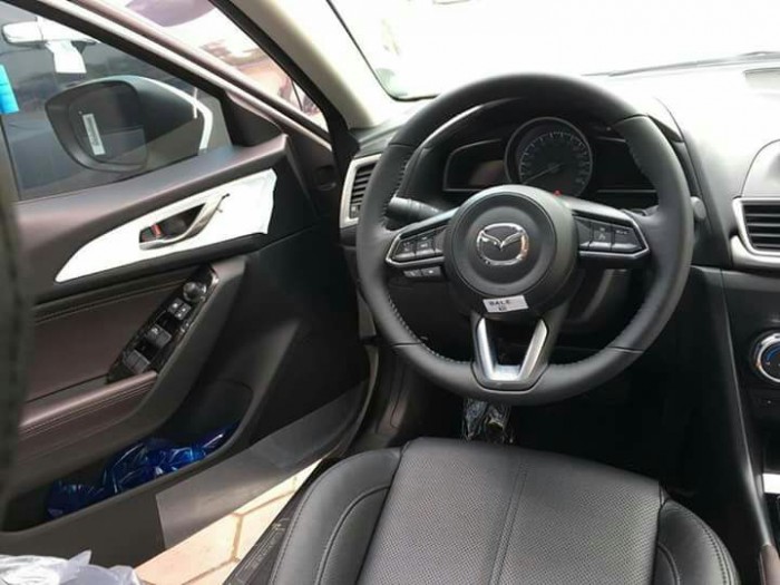 Mazda 3 Facelift 2018 Giá ưu đãi trong tháng 6