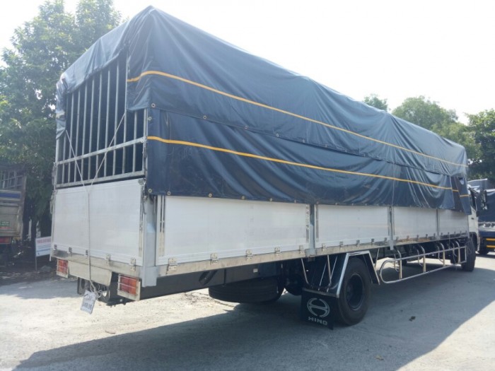 Hino FL siêu dài tải trọng 15 tấn thùng dài 9170 mm