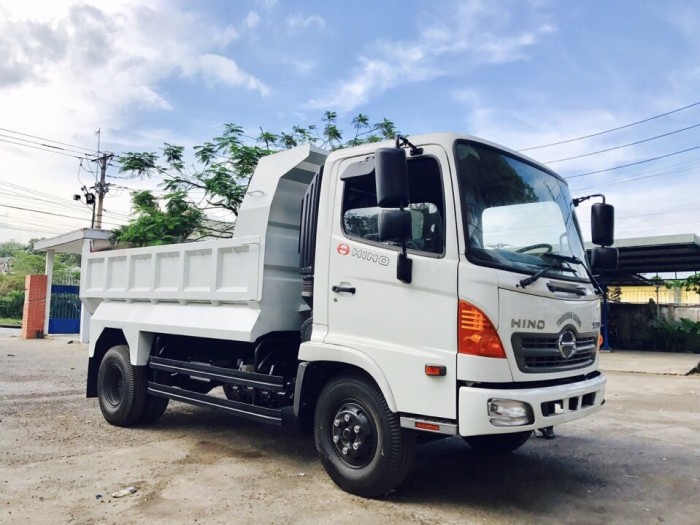 Hino FC đóng ben tổng tải 10,4 tấn