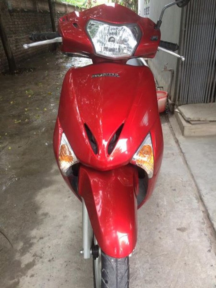 Cần bán xe lead gấp