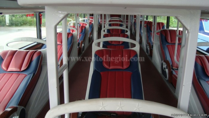 Bán xe khách giường nằm DAEWOO BX212 41 CHỖ