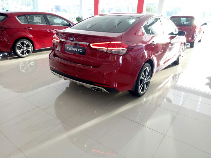 Bán xe KIA Cerato số tự động