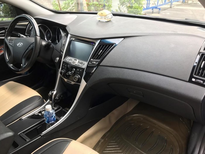 Bán xe Hyundai Sonanta nhập HQ 2010, màu đen cực chất