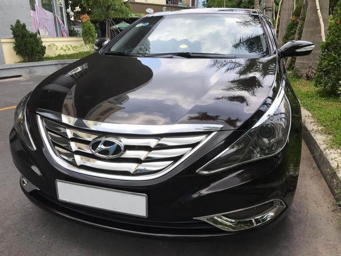 Bán xe Hyundai Sonanta nhập HQ 2010, màu đen cực chất