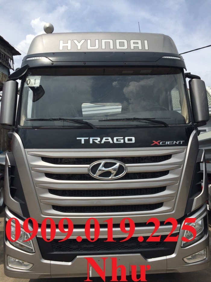 Xe đầu kéo Hyundai Xcient 360/440 mới 100% nhập khẩu nguyên chiếc