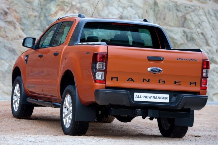 Bán xe Ford Ranger Wildtrak 2017, giá tốt nhất Sài Gòn, giao xe tận nhà quý khách