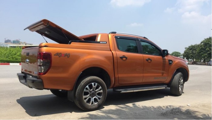 Bán xe Ford Ranger Wildtrak 2017, giá tốt nhất Sài Gòn, giao xe tận nhà quý khách