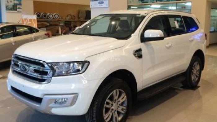 Bán xe Ford Everest 7 chỗ - Giao xe ngay, giảm giá mạnh 85tr trong tháng 05 này