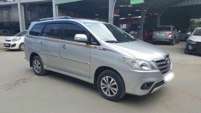 Bán Innova E 2.0MT gốc SG màu bạc 2015 xe gia đình chạy đúng chất